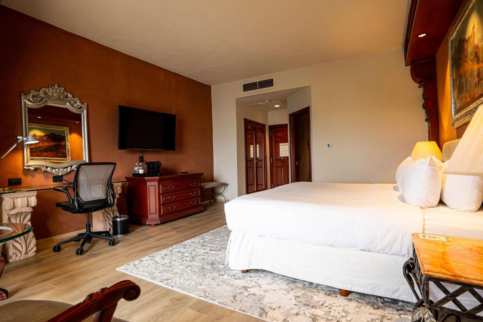Hotel Hilton San Luis Potosí Extérieur photo
